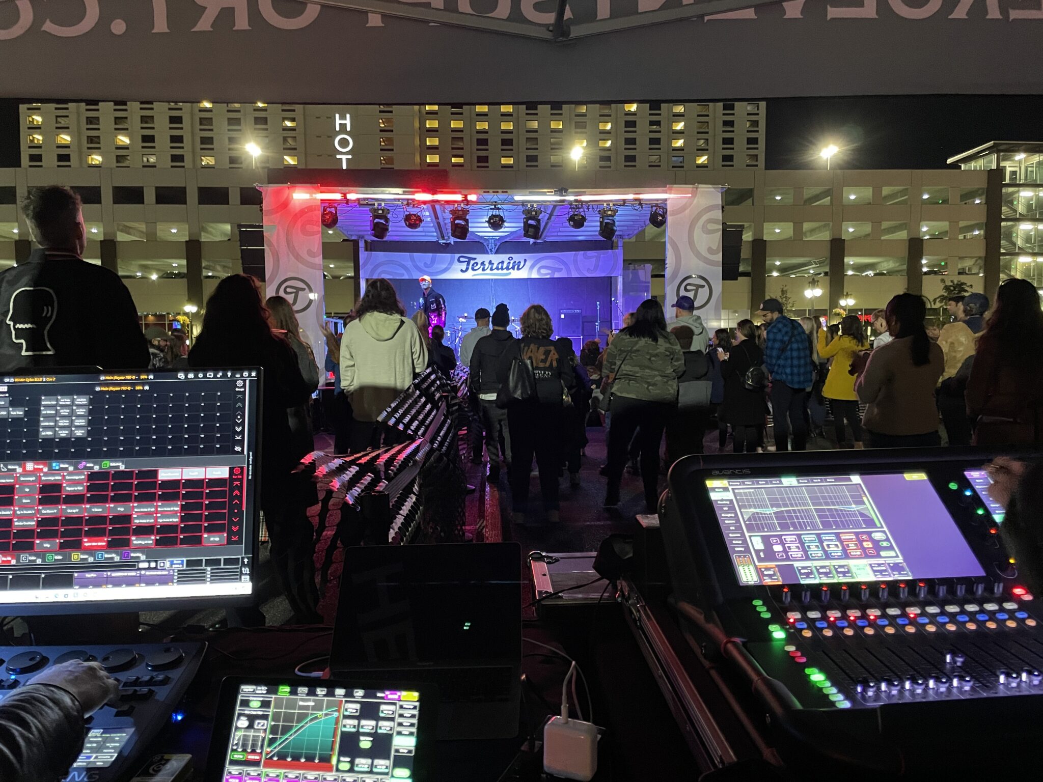About Hero Event Support – Your source for Audio, Lighting, Video Walls ...